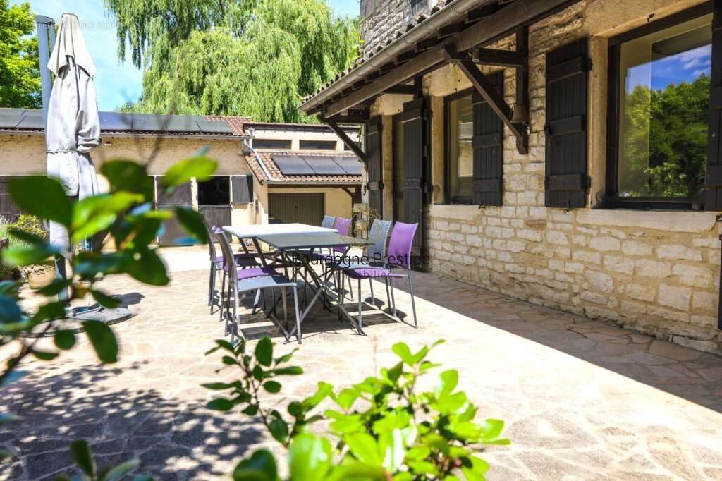Maison à TOURNUS