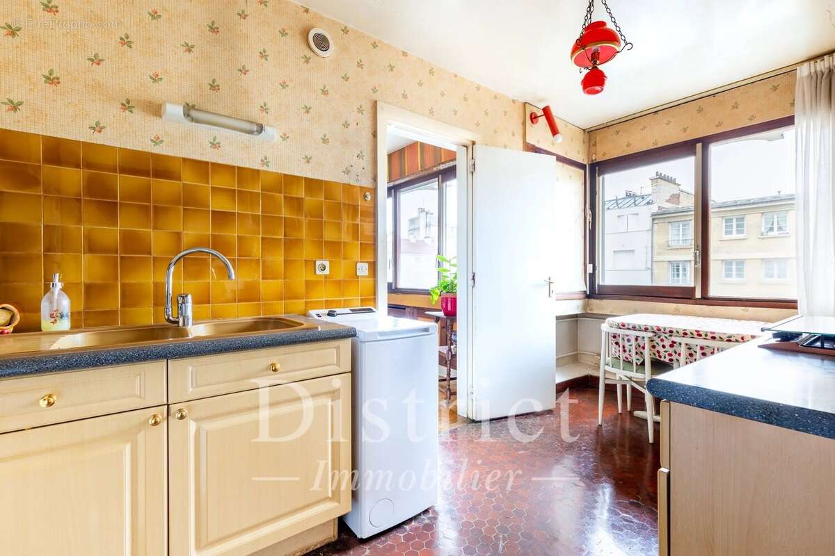 Appartement à PARIS-15E