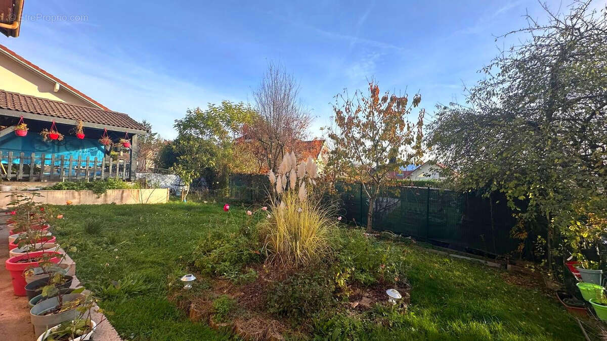 Appartement à VETRAZ-MONTHOUX