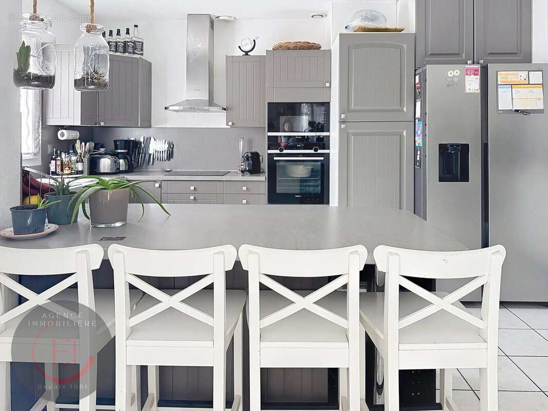 Maison à LES ADRETS-DE-L'ESTEREL