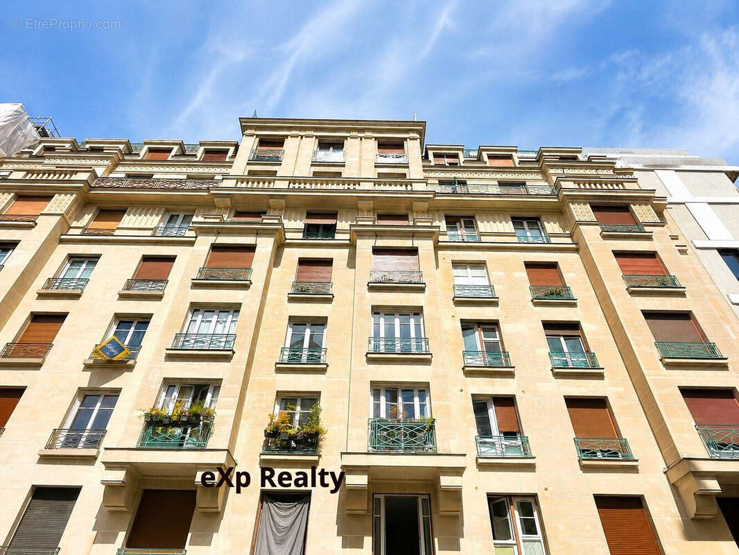 Appartement à PARIS-15E