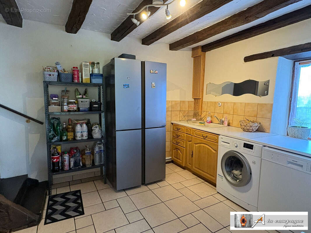 Maison à CHAMBON-SUR-VOUEIZE