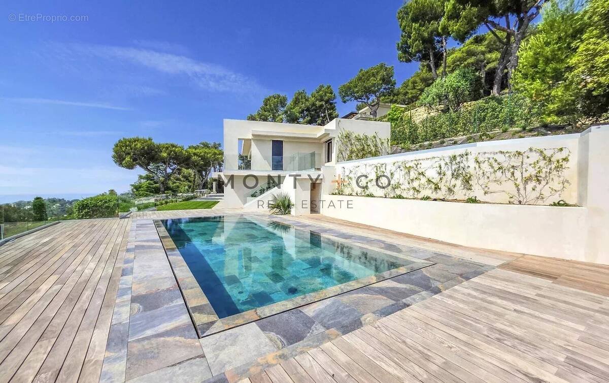 Maison à ROQUEBRUNE-CAP-MARTIN