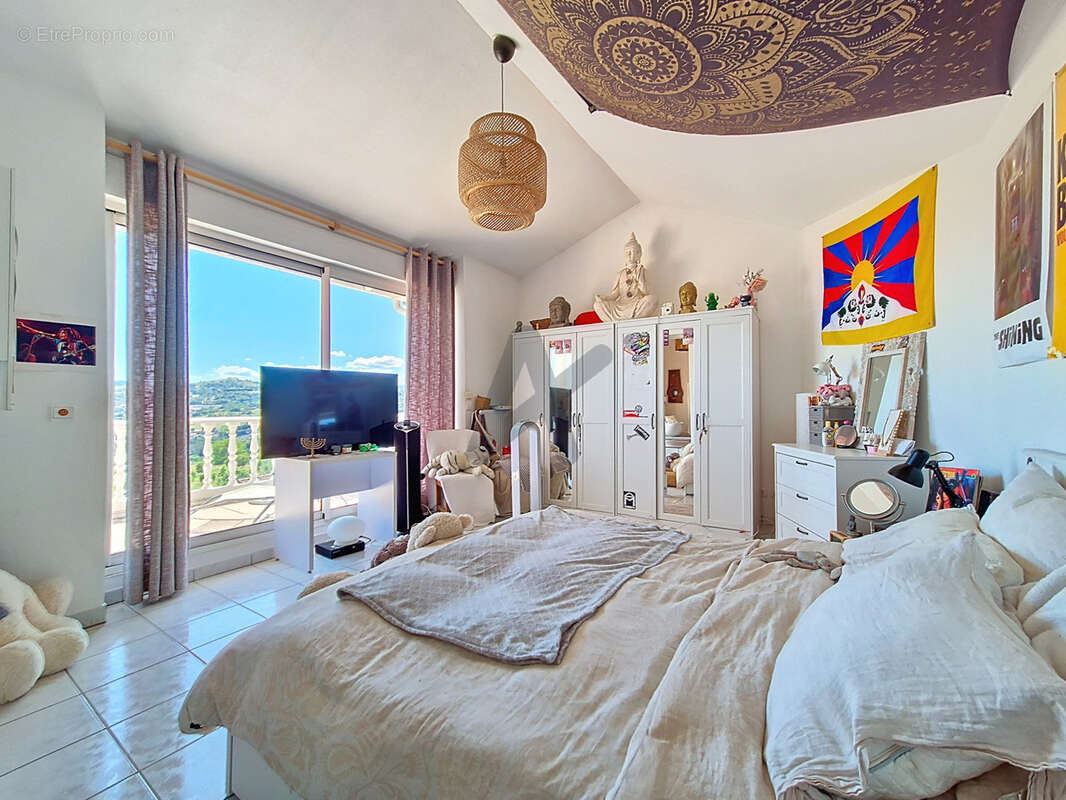 Appartement à ESPALY-SAINT-MARCEL