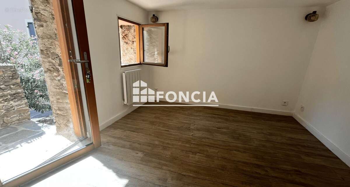 Appartement à BORMES-LES-MIMOSAS