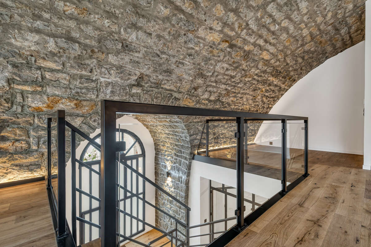 Appartement à AIX-LES-BAINS