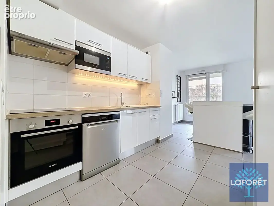 4 pièce(s) 87 m2  + jardin 150 m²+ cave + parking sous sol - photo 4