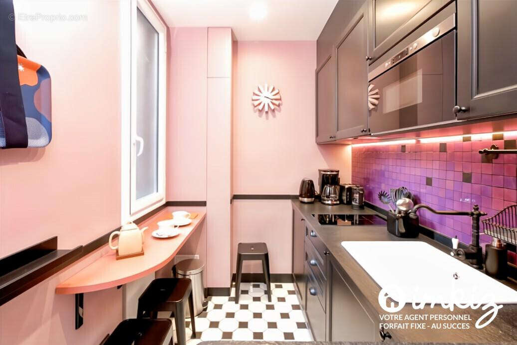Appartement à PARIS-16E
