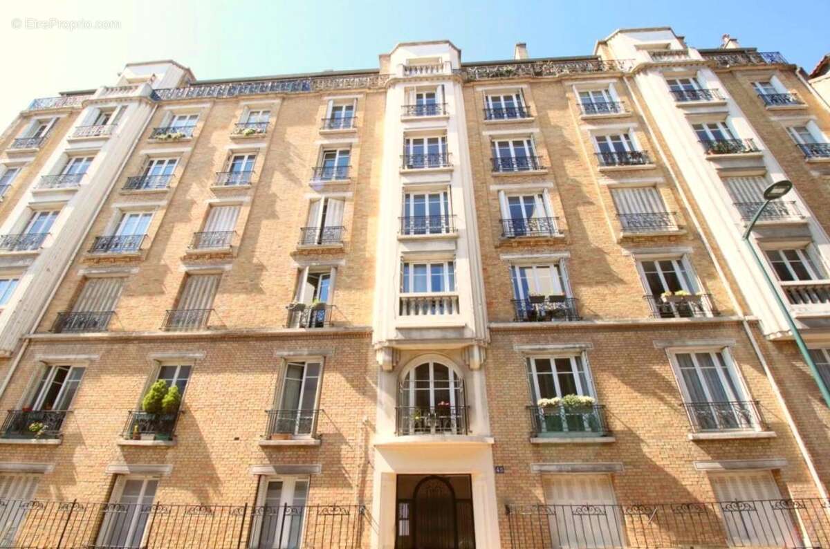 Appartement à ASNIERES-SUR-SEINE