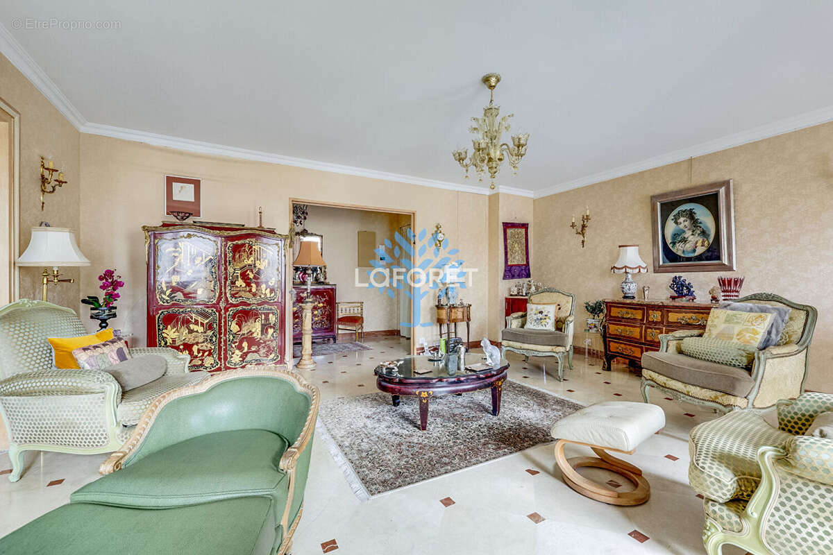 Appartement à PARIS-12E