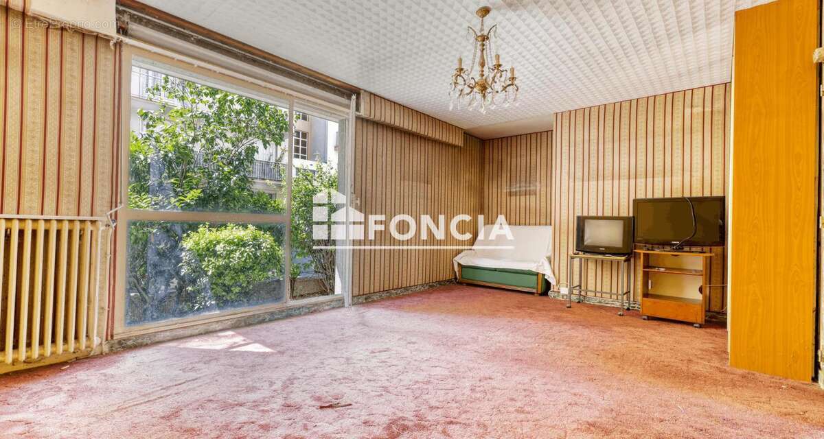 Appartement à ISSY-LES-MOULINEAUX