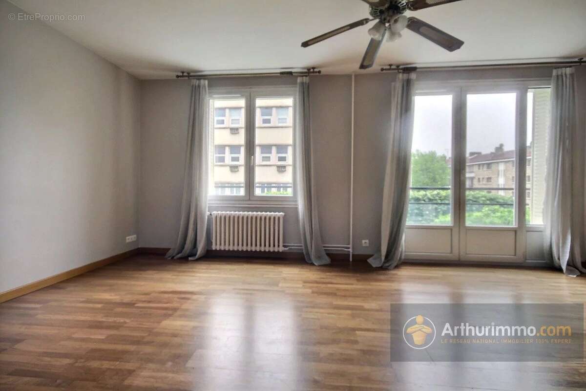 Appartement à MAISONS-ALFORT