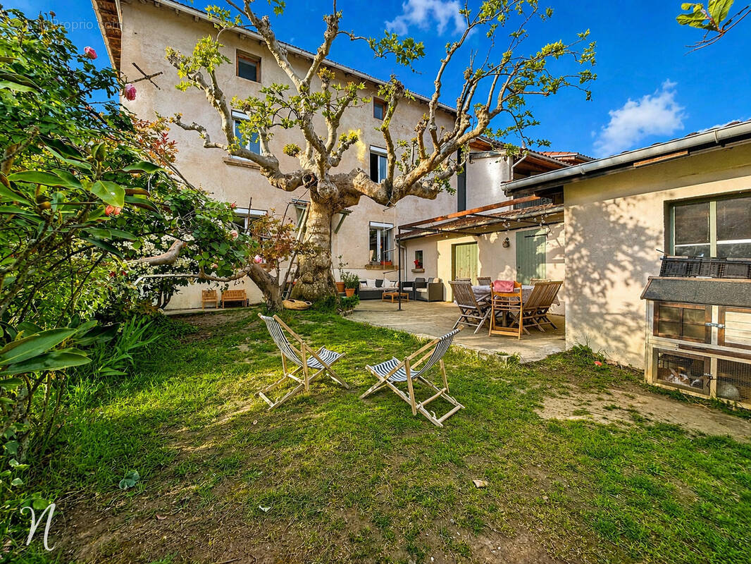 Maison à COMMUNAY