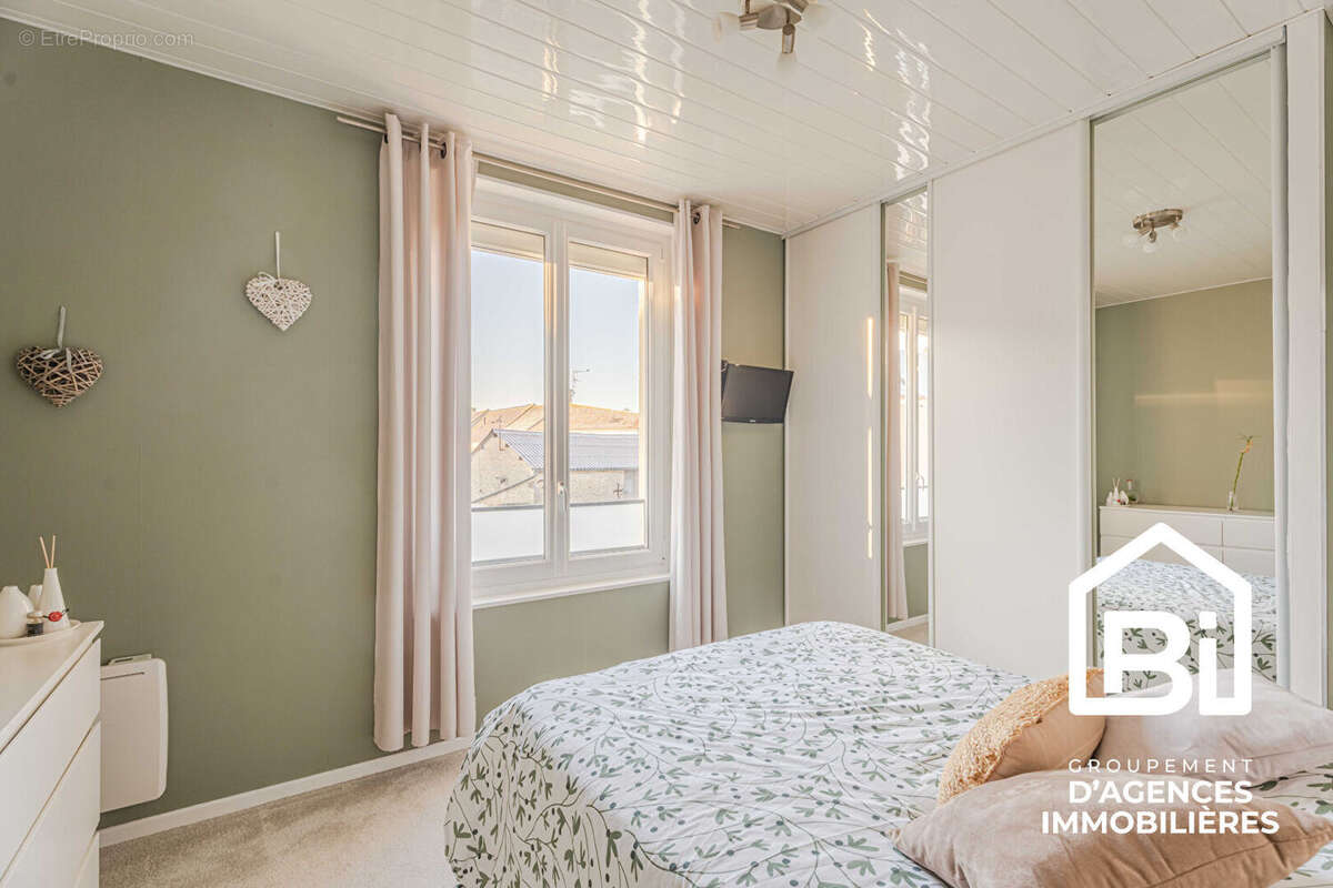 Maison à SAINT-AIGNAN-DE-CRAMESNIL