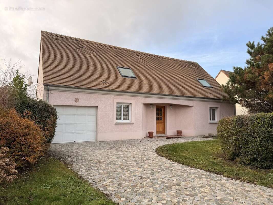 Maison à MARCOUSSIS