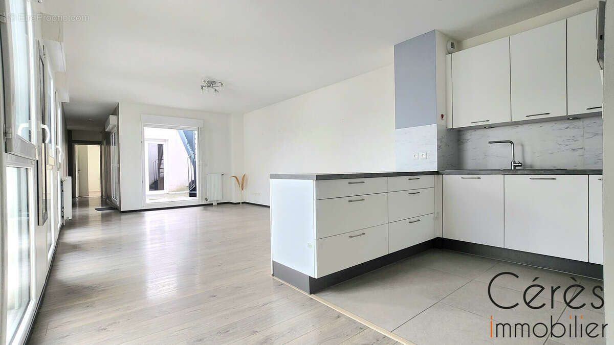 Appartement à ROMAINVILLE