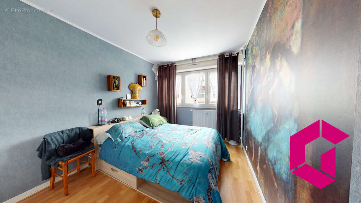 Appartement à SAINT-ETIENNE