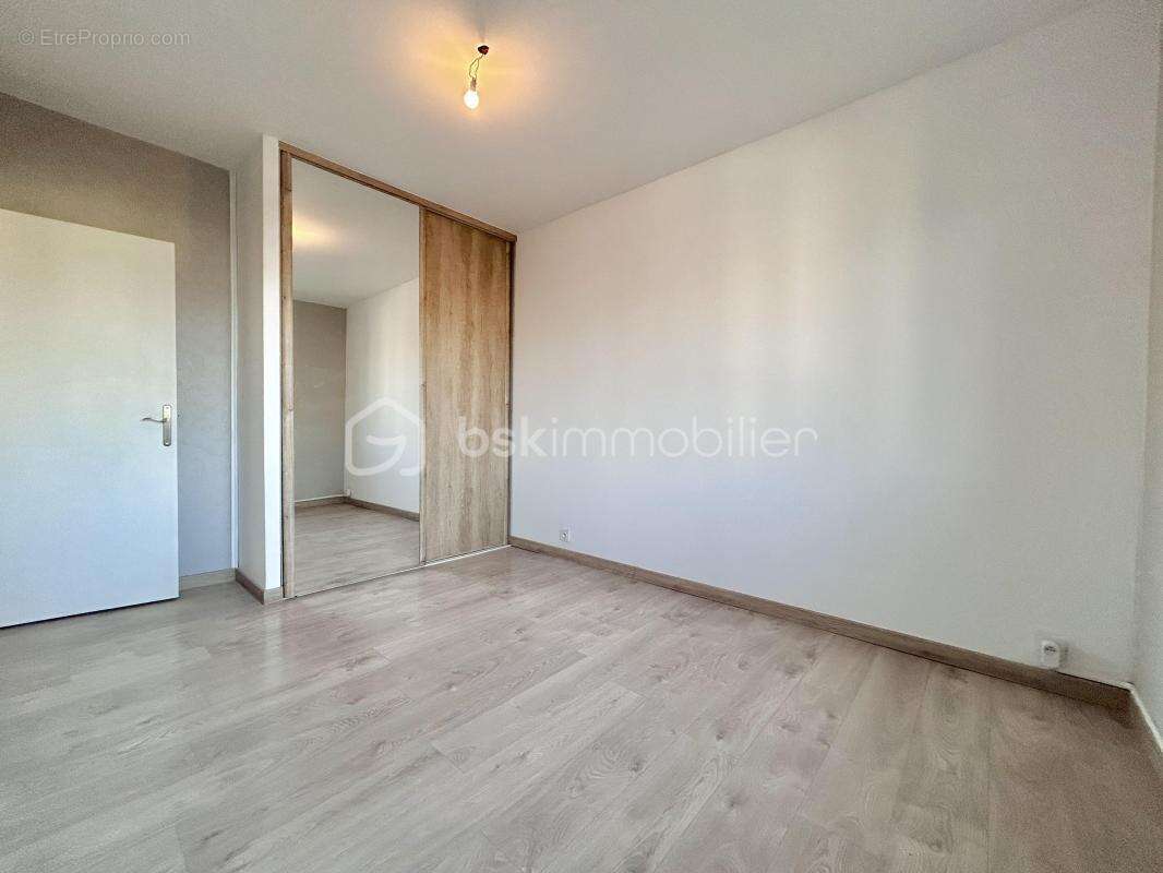 Appartement à COGNIN
