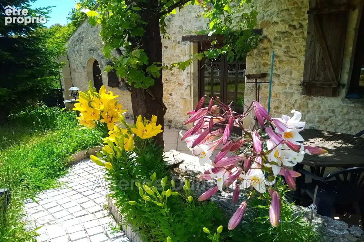 Maison 4 pièces 123 m² à vendre à Soubran (17150) - photo 3