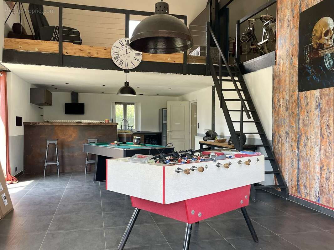 Maison 171 m² à Nogent-Le-Bernard  - photo 3