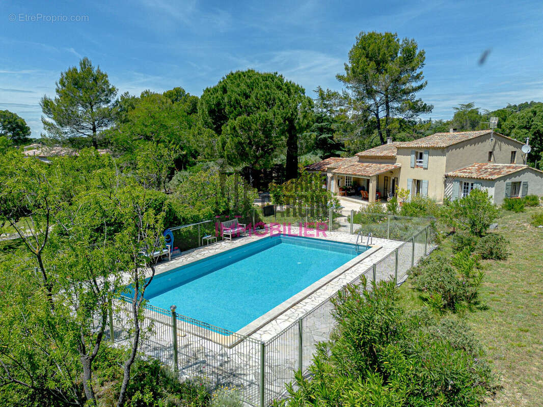 Maison à CHEVAL-BLANC