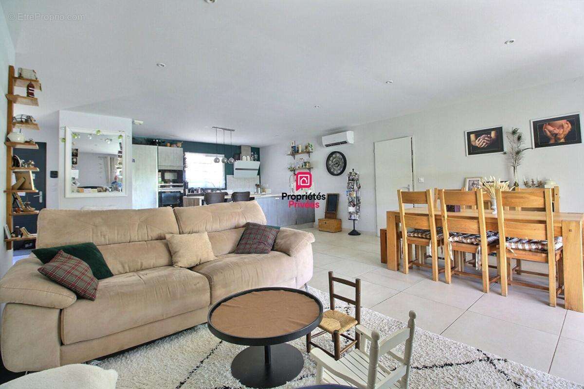 Maison 127 m² avec 4 chambres + piscine à Vacquières - photo 2