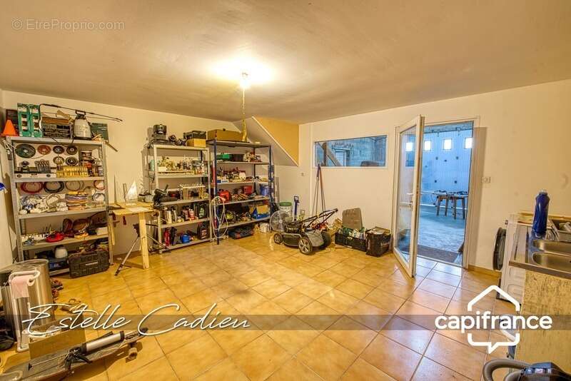 Maison à SAINT-PIERRE-DU-CHEMIN