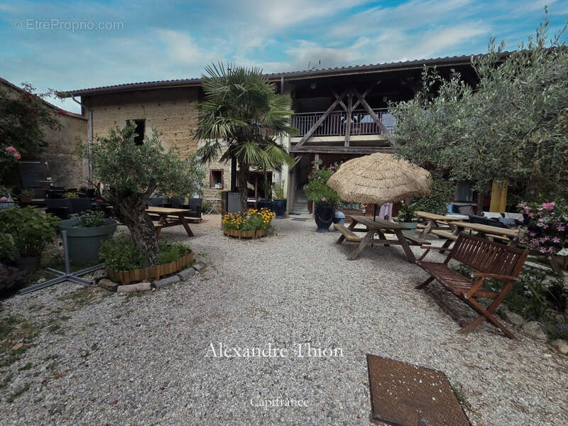 Maison à PEROUGES