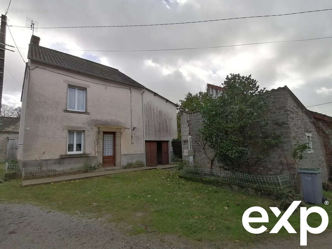 Maison à SAINT-SULPICE-LES-FEUILLES