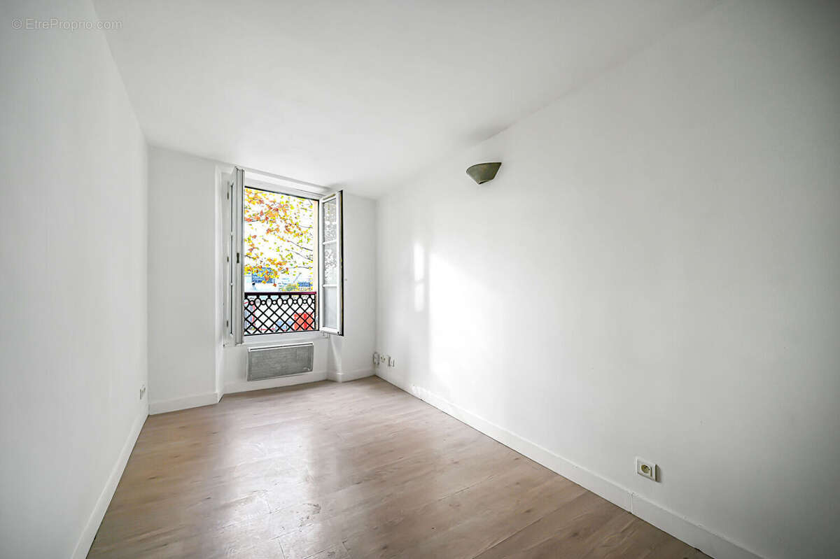 Appartement à PARIS-12E