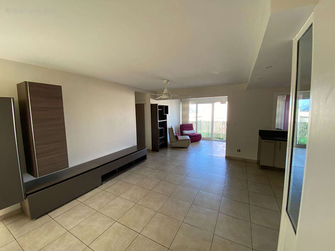 Appartement 71 m² à Saint-Leu  - photo 2
