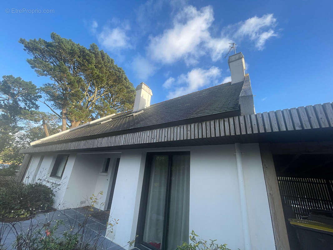 Maison à LE RELECQ-KERHUON