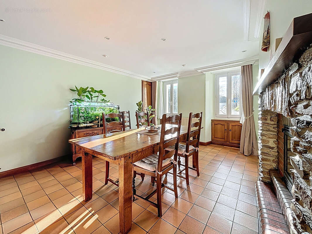 Maison à CERISY-LA-FORET