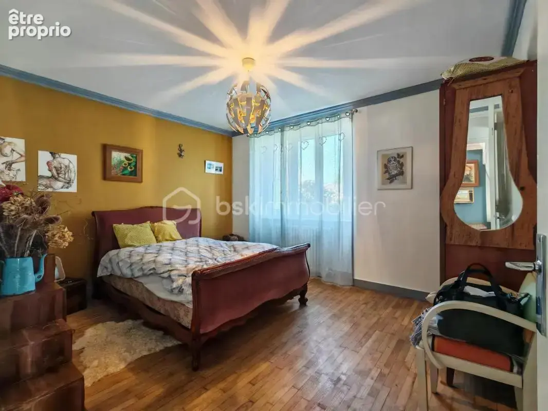 Maison familiale de 111 m² avec 3 chambres - Terrasse, jardin et sous-sol complet - photo 5