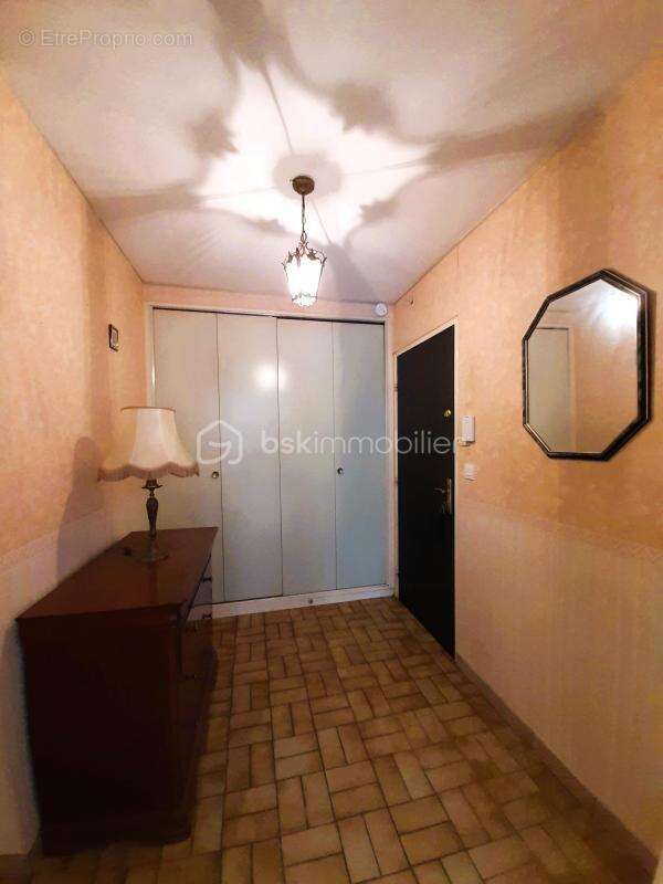 Appartement 4 pieces lumineux avec balcon et parking - photo 9