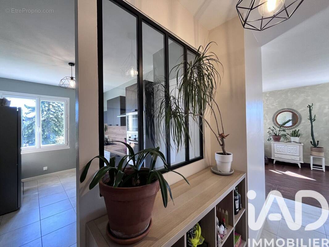 Photo 1 - Appartement à TOURNON-SUR-RHONE