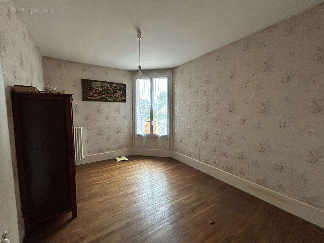 Maison à MONT-NOTRE-DAME