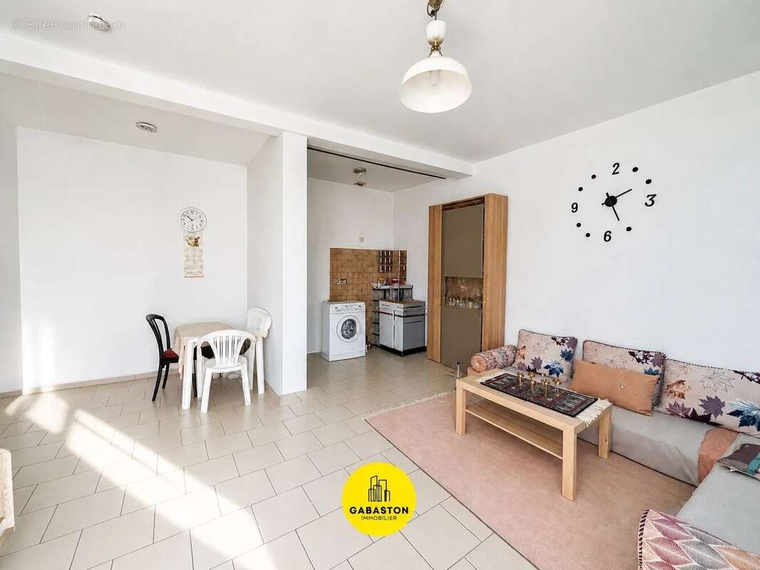 Appartement à MARSEILLE-13E