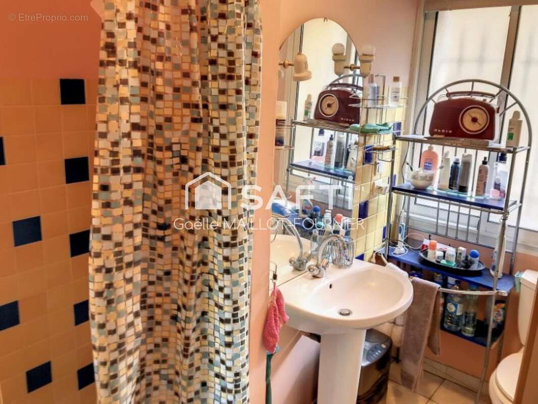 Photo 5 - Appartement à SAINT-LAURENT-DE-CERDANS