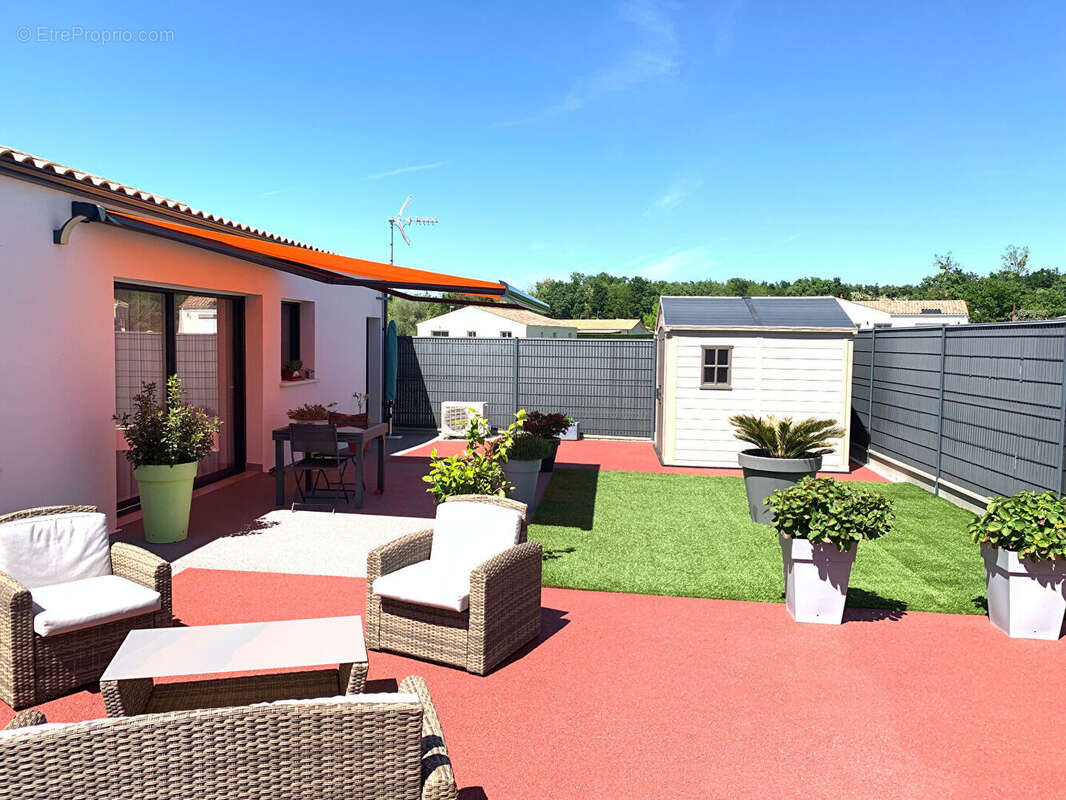 Maison à TONNAY-CHARENTE