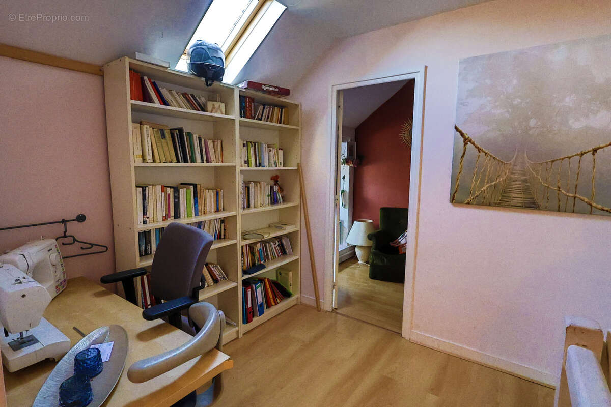 Maison à SAINTRY-SUR-SEINE