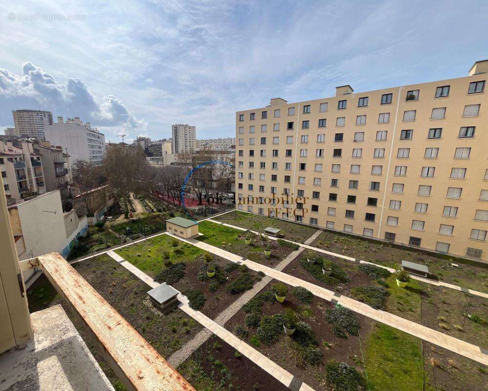 Appartement à MARSEILLE-3E
