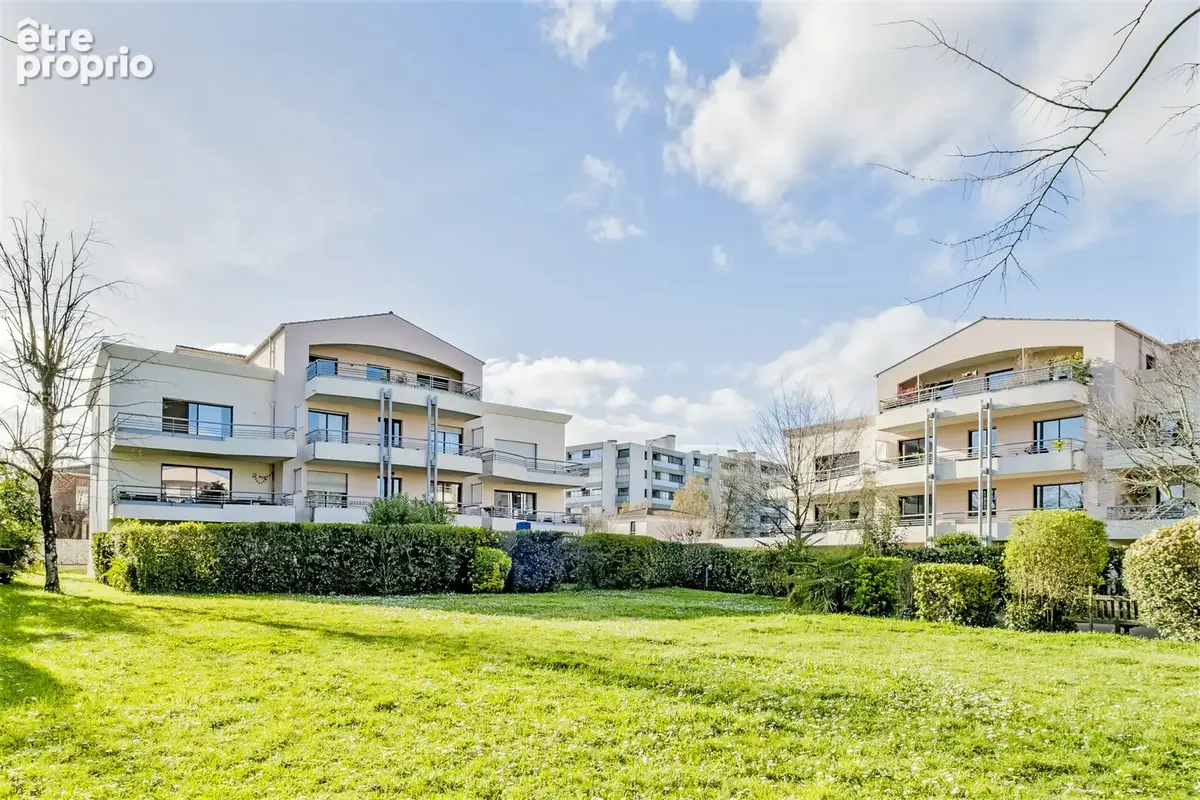 Appartement T4 dans une résidence sécurisée avec parc privatif - photo 4