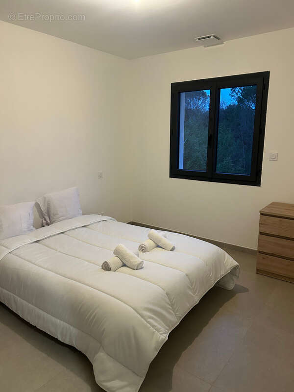 Maison à LA CALMETTE