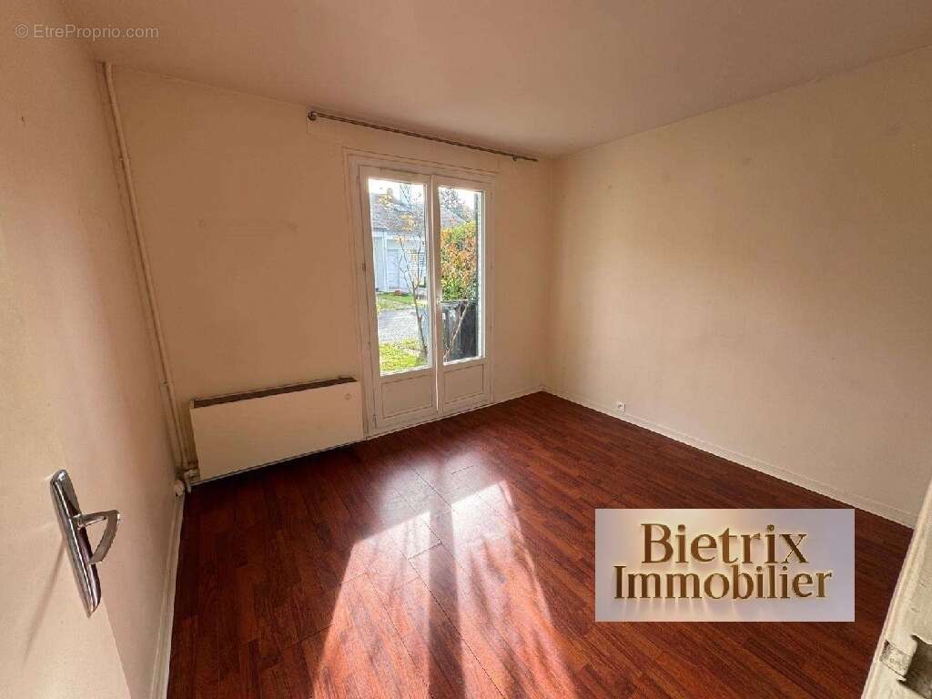 Maison à L&#039;ISLE-ADAM