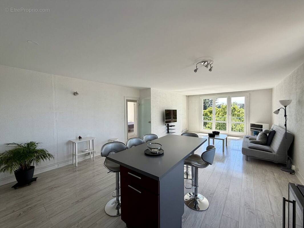 Appartement à OLIVET