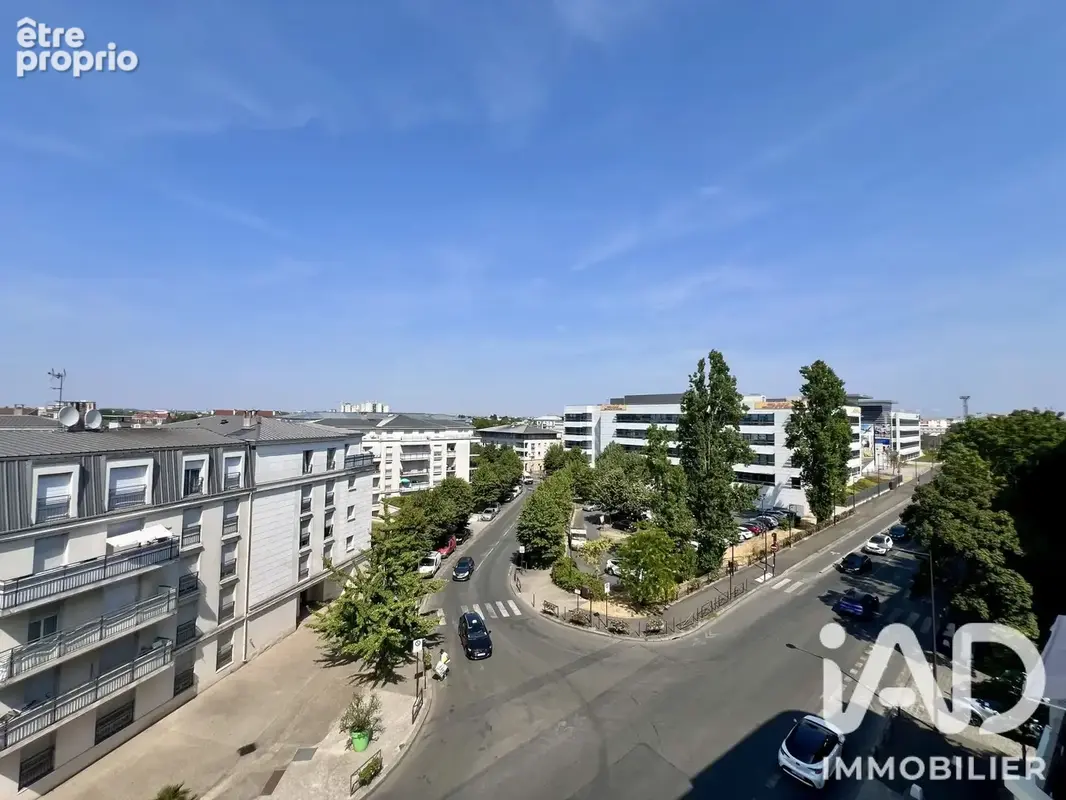 Photo 1 - Appartement à LE BOURGET