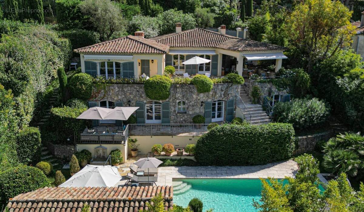 Maison à MOUGINS