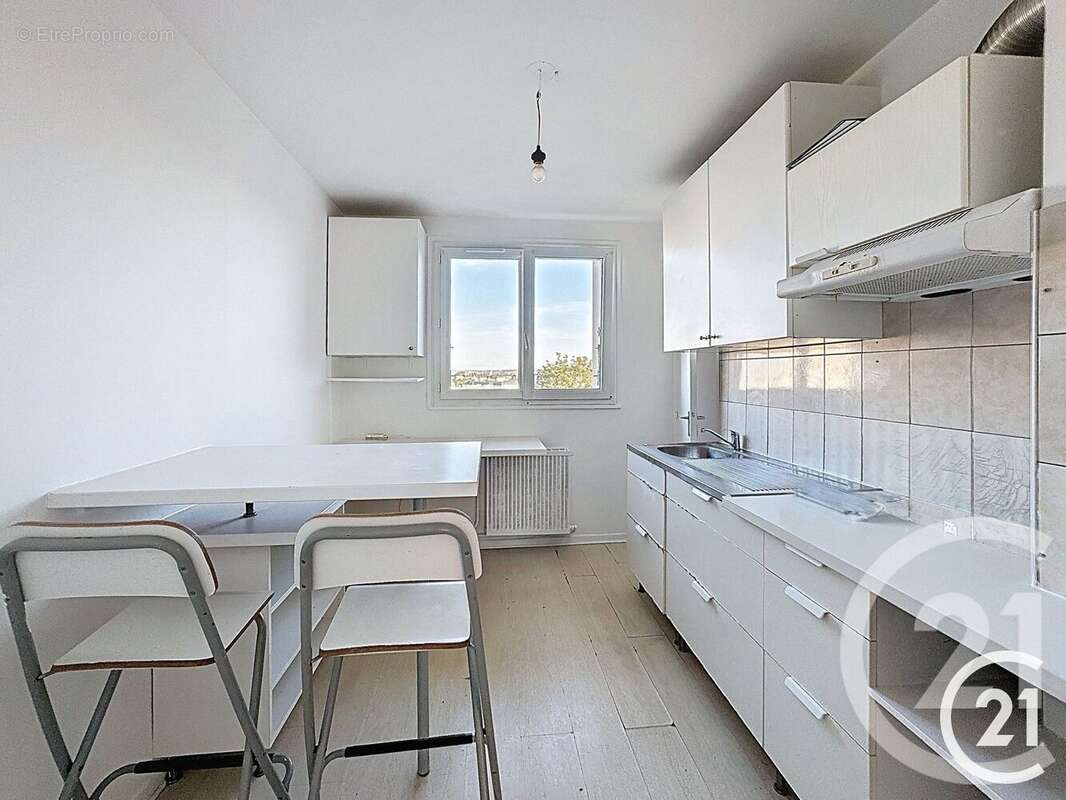 Photo 4 - Appartement à CHOISY-LE-ROI