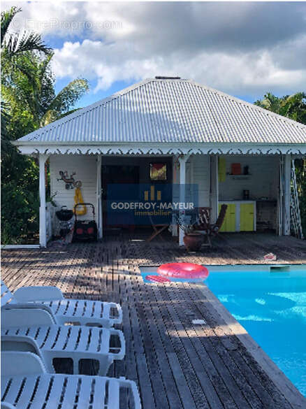 Villa et son bungalow à vendre en exclusivité à Ste ROSE - photo 7